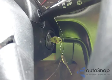 2000 Subaru Legacy L из США, поврежденный, VIN 4S3BH6352Y7313338